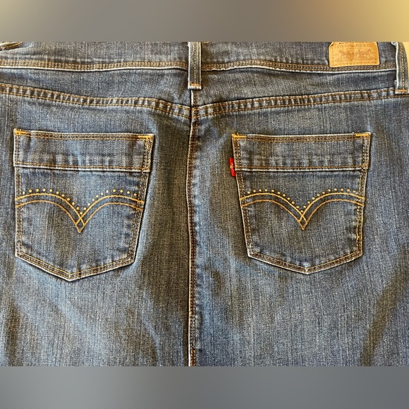 Levi’s Denim Jean Skirt Accented Pockets Size 10 - Picture 4 of 8